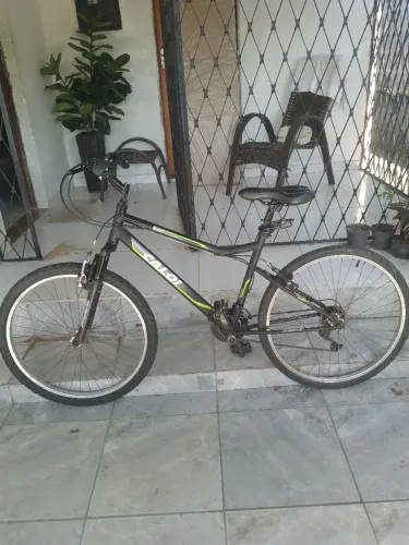 Bicicleta caloi. Se interessar ligar para *<br>