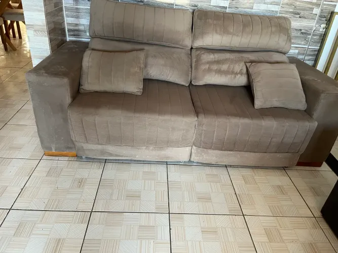 Sofá cama retrátil e reclinável