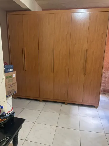 Guarda-roupa 4 portas,já desmontado