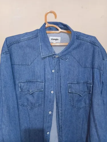 Camisa jeans masculina. ORIGINAL WRANGLER. PERNAMBUCANAS. TAMANHO GG. PERFEITO ESTADO.