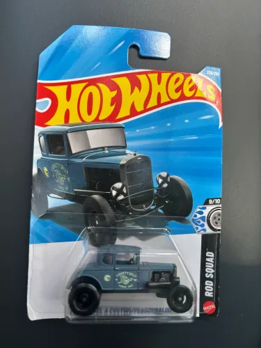Kit 02 hot wheels raros(01 the runt)