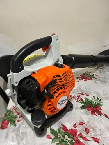 ASOPRADO DE FOLHAS STILHL NOVO NUNCA USASO