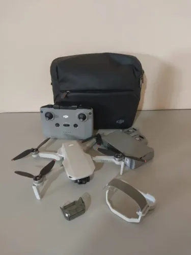 Drone Dji Mini 2 - Fly More Combo
