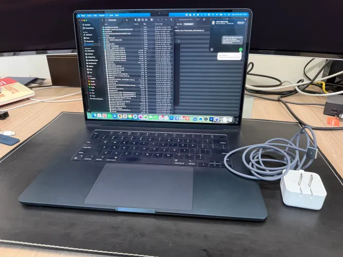 MacBook Air M2, 15?, 16gb, 1tb