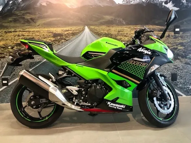 Kawasaki Ninja 400 KRT