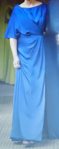 Vestido longo de festa azul Paris 8