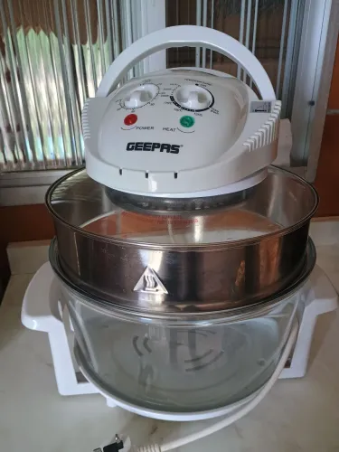Forno Halogênio importado.