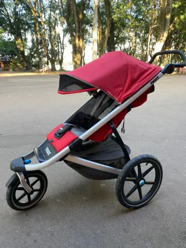 Carrinho Thule (ótimo para corrida)