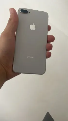 iPhone 8 Plus 64 GB