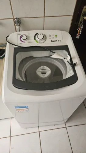 Máquina de lavar 1 ano de uso Consul 9kg