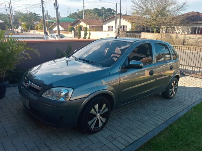 Chevrolet Corsa Hat. Maxx 1.4 8V Econoflex 5P 2012