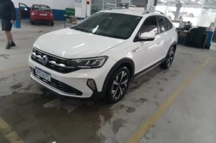Volkswagen Nivus Highline 1.0 200 TSI Flex AUT 2023
