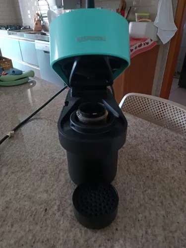 Máquina Café Nespresso Vertuo