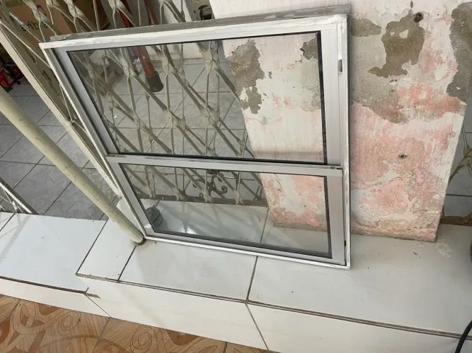Janela em alumínio