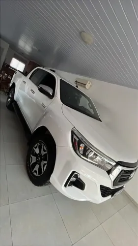 Toyota Hilux CD SRX 4X4 2.8 TDI 16V Diesel Aut. 2019