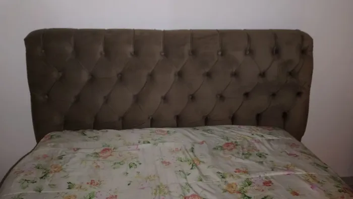 Vendo cabeceira estofada