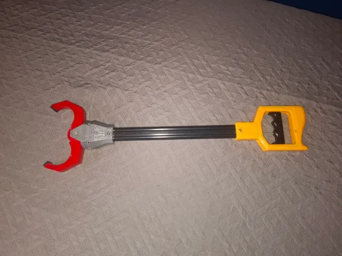 Garra de brinquedo