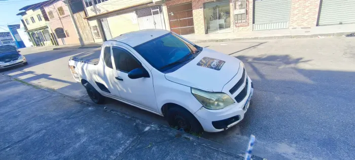 Chevrolet Montana LS 1.4 Econoflex 8V 2P 2012