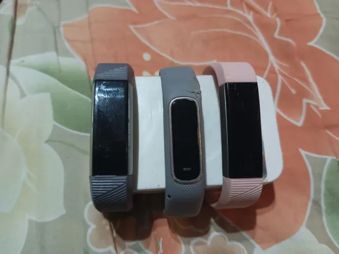 2 Fitbit Alta HR e 1 Garmin Vívosmart 4. LEIA O ANÚNCIO 