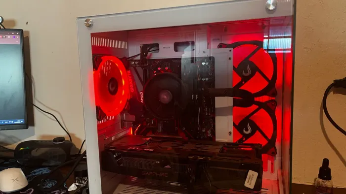 PC Gamer Ryzen 5 4500 + RX 5700 8GB + 16GB RAM + SSD 1,5TB