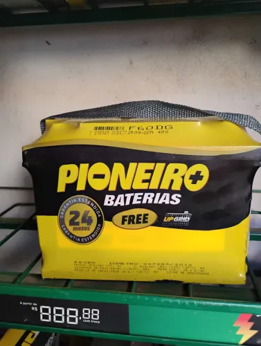 Vendo Bateria Pioneira 60 amperes