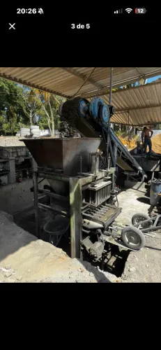 Máquina de Blocos Colevatti
