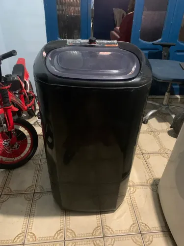 Tanquinho lavar roupa 250$