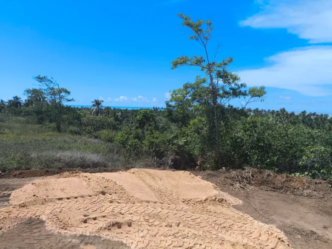 Lote com belíssima vista para o Mar em condomínio fechado