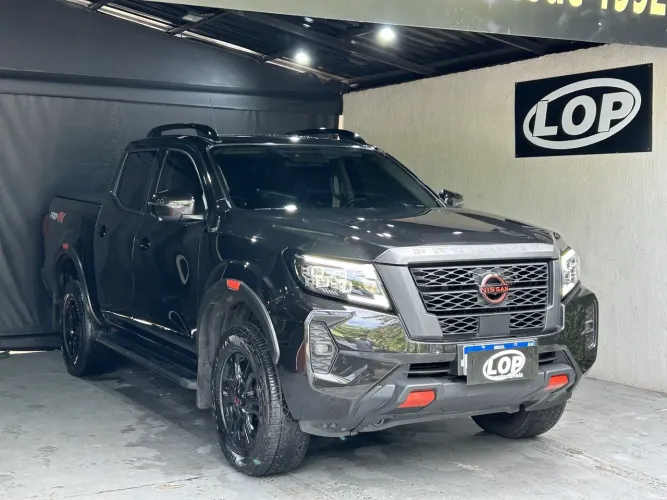 Nissan Frontier Pro4x CD 4X4 2.3 Bi-TB Die. AUT 2024
