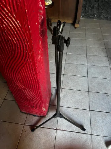 Pedestal para microfone