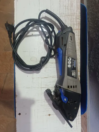 Serra dremel 710W semi nova 