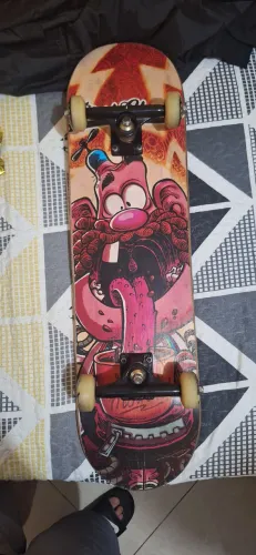 Skate Completo Street First Class (Modelo Titio avô) - Ótimo Estado