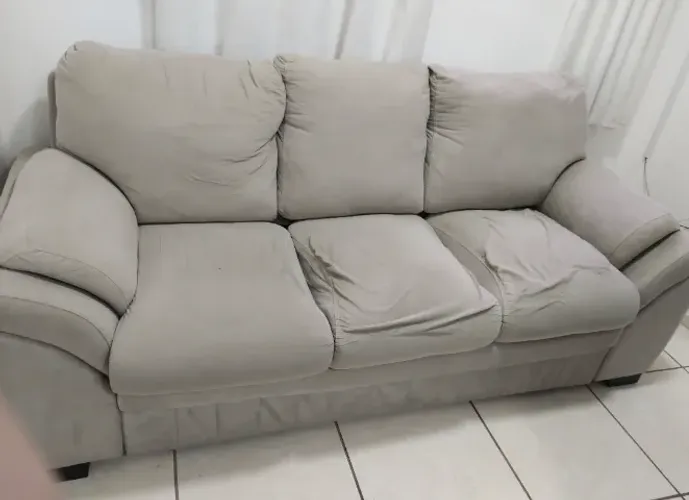 Vendo sofá 2 e 3 Lugares