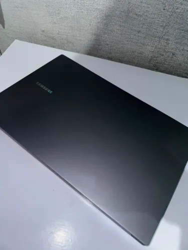 Samsung Galaxy Book4 - 5 meses de uso