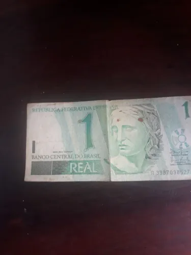 Pedra de r$ 1 da antiga para colecionadores viu