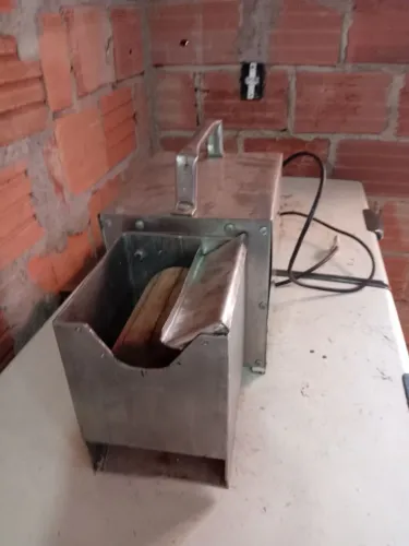 Vende ralador milho para fazer pamonha outros