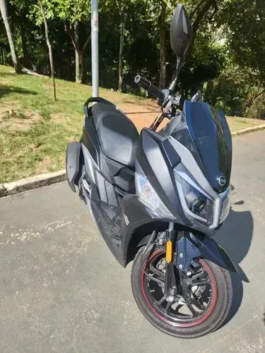 Dafra cruisym 150