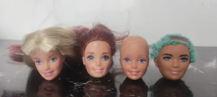 Lote cabeças Barbie (avarias)