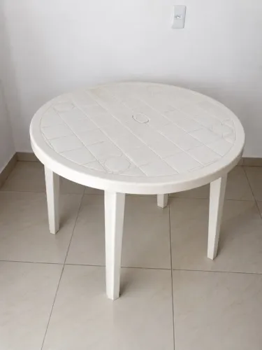 mesa de plastico redonda