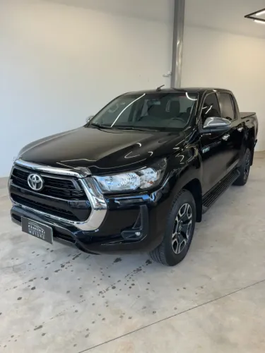 Toyota Hilux CD SRV 4X4 2.8 TDI Diesel Aut. 2022