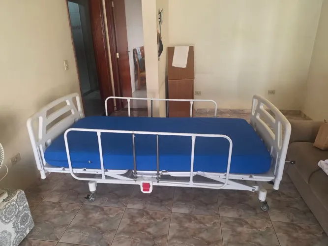 CAMA HOSPITALAR com colchão