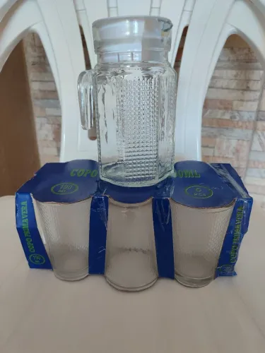 Conjunto de copos + jarra de suco de 1L