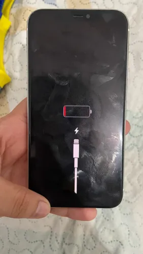 Iphone 11 semi novo 64gb