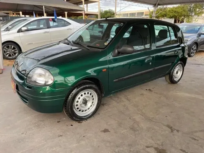 Renault Clio RL / Yahoo/ Authent. 1.0 8V 5P 2000