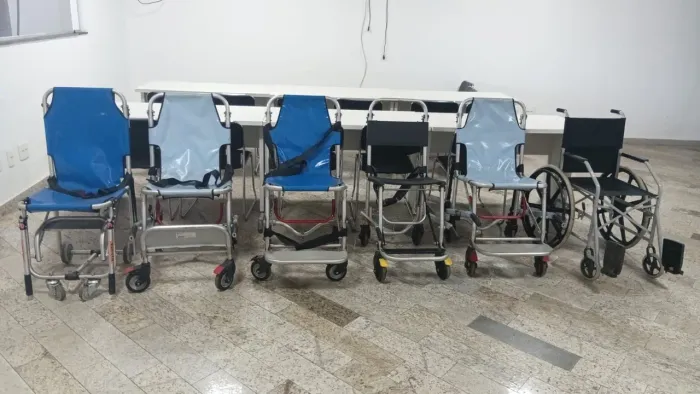 Cadeiras de resgate P/ ambulâncias e outros