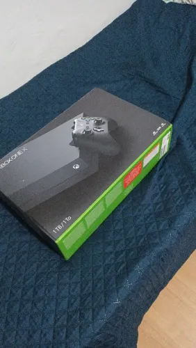 Xbox one X zerado ainda na garantia
