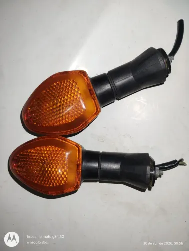 par de Pisca alerta traseiro original da GSX S NAKED 2015, 