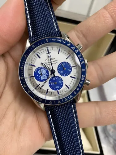 Omega Snoopy 