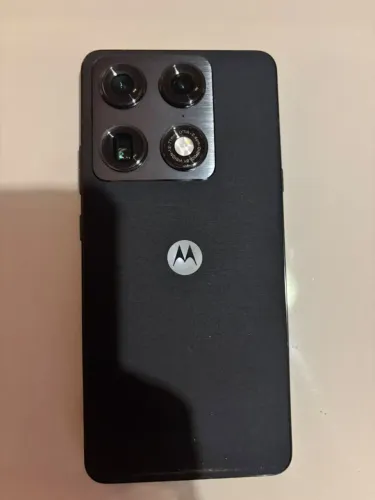 Celular Motorola Signature + Fone Bluetooth de Brinde