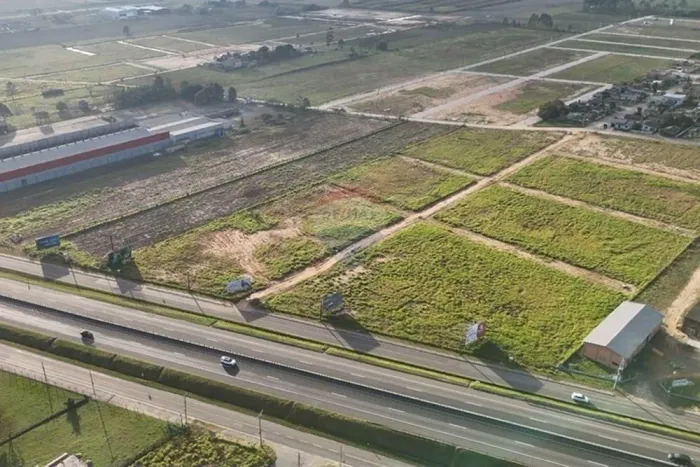 Terreno de 425 m² no bairro São Pedro em Sombrio-SC